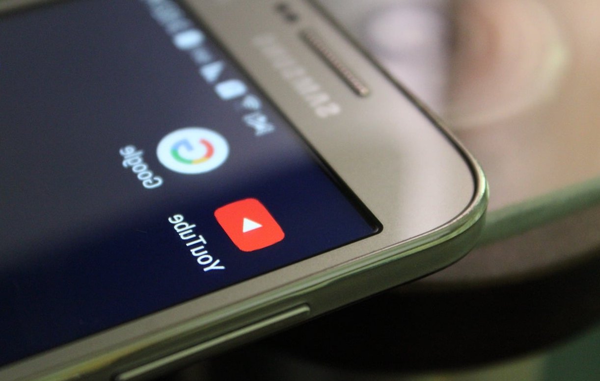 google reviews smartphone
